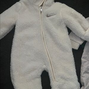 Nike Cozy White Fleece Footie